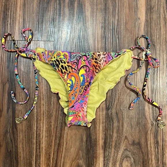 SOLD Luli Fama Shore Thing Reversible Looped Triangle Top - Picture 15 of 16